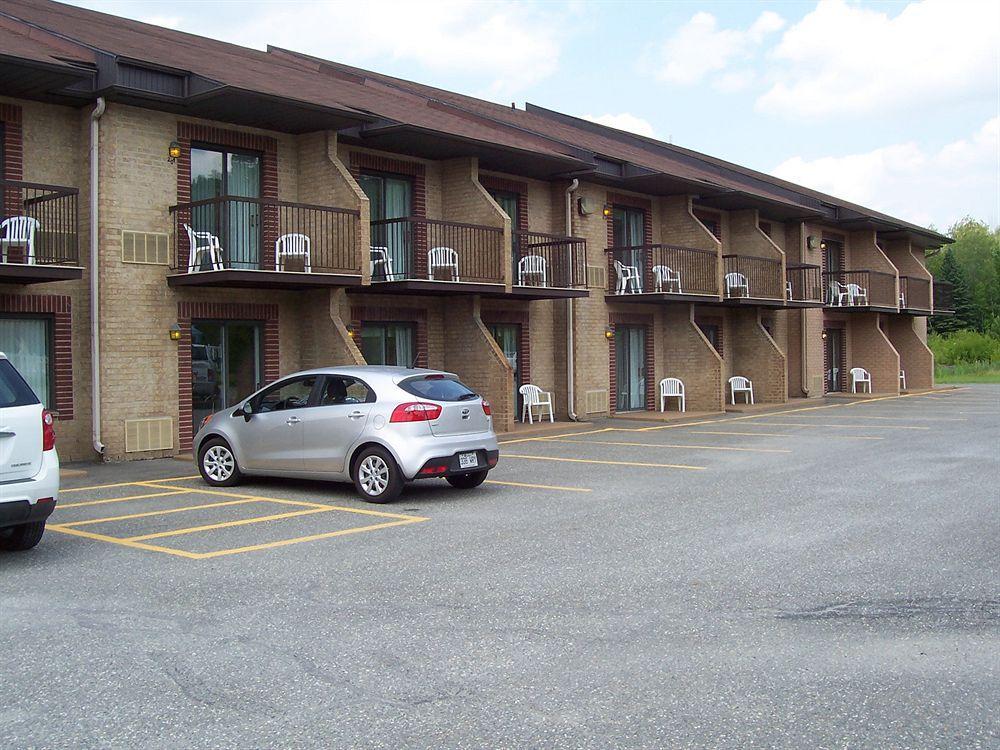 Hotel Le Floral Sherbrooke Eksteriør billede