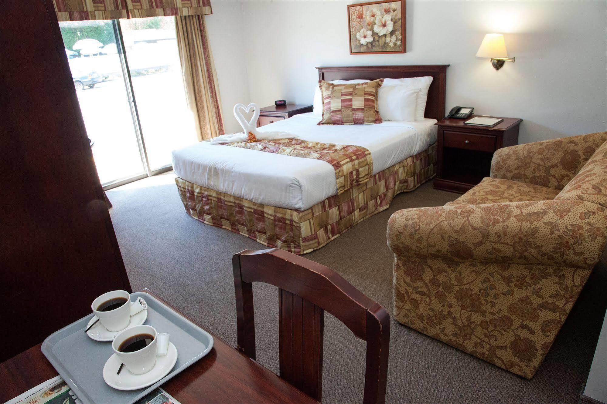 Hotel Le Floral Sherbrooke Eksteriør billede
